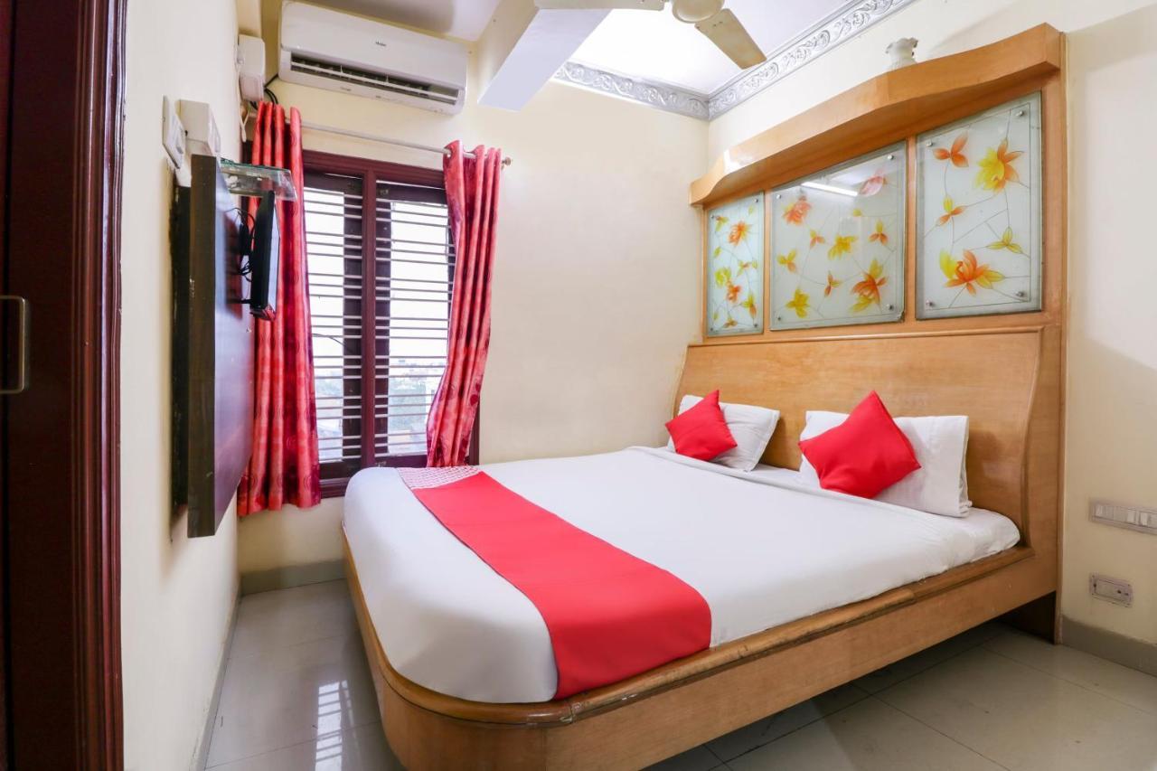 Oyo 71675 New Aishwarya Comforts Hotel Bangalore Luaran gambar