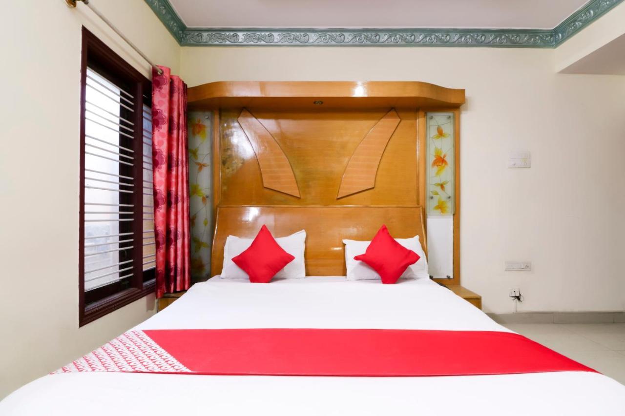 Oyo 71675 New Aishwarya Comforts Hotel Bangalore Luaran gambar