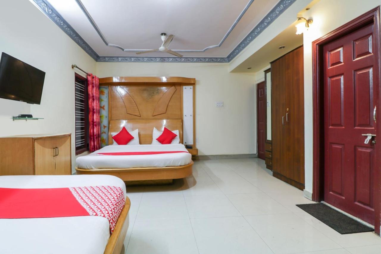 Oyo 71675 New Aishwarya Comforts Hotel Bangalore Luaran gambar